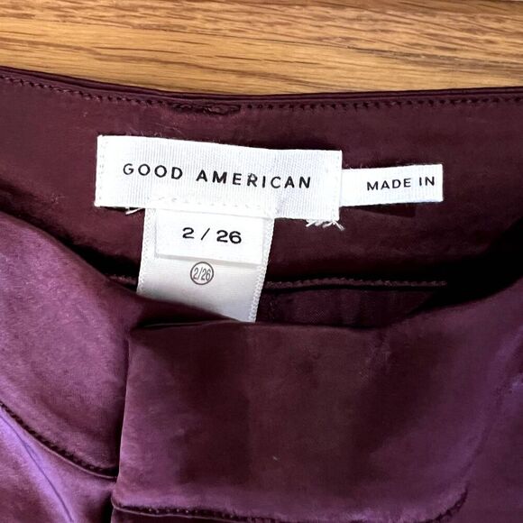 Good‎ American Washed Satin Straight Leg Pants In Malbec Burgundy Size 2/26 - Picture 3 of 5